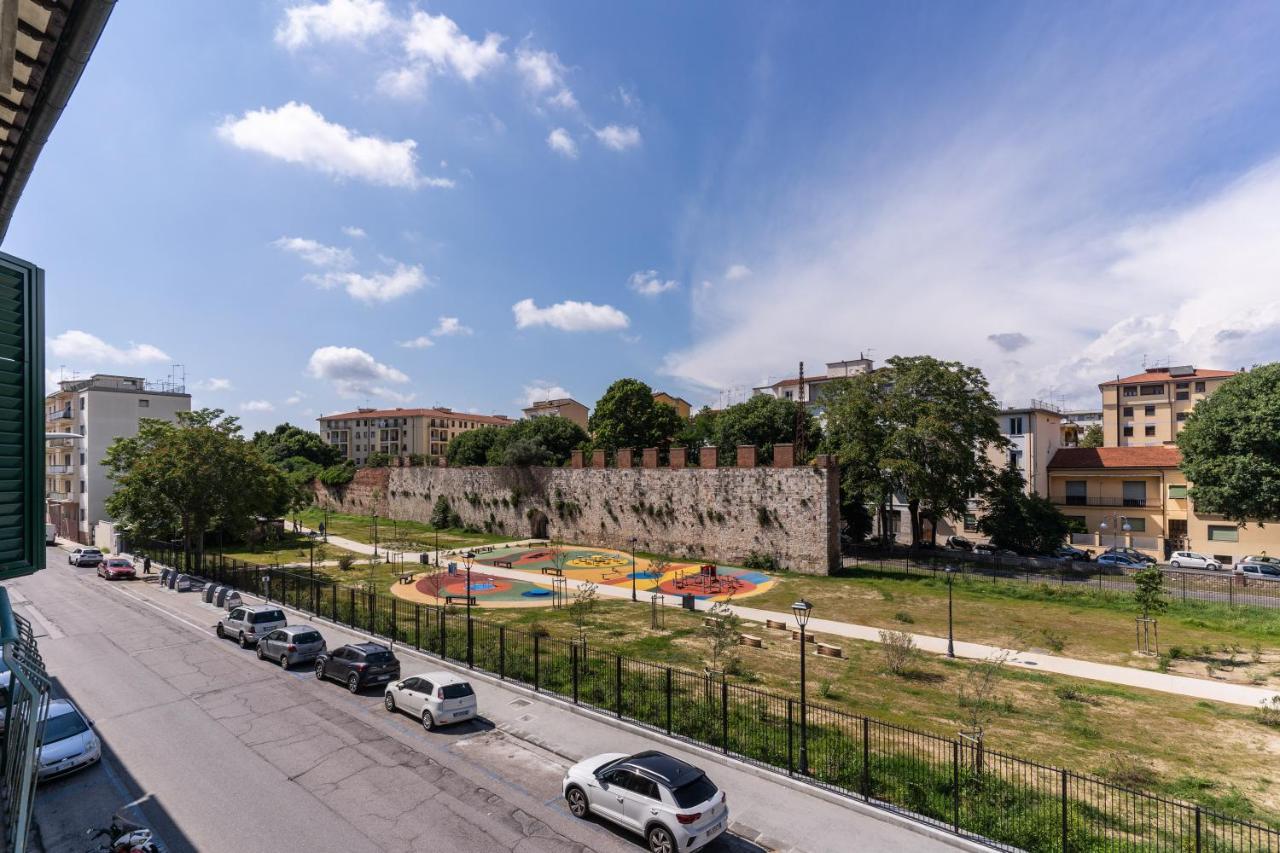 Aweshomeitaly - Pisa Park View Apartment ภายนอก รูปภาพ